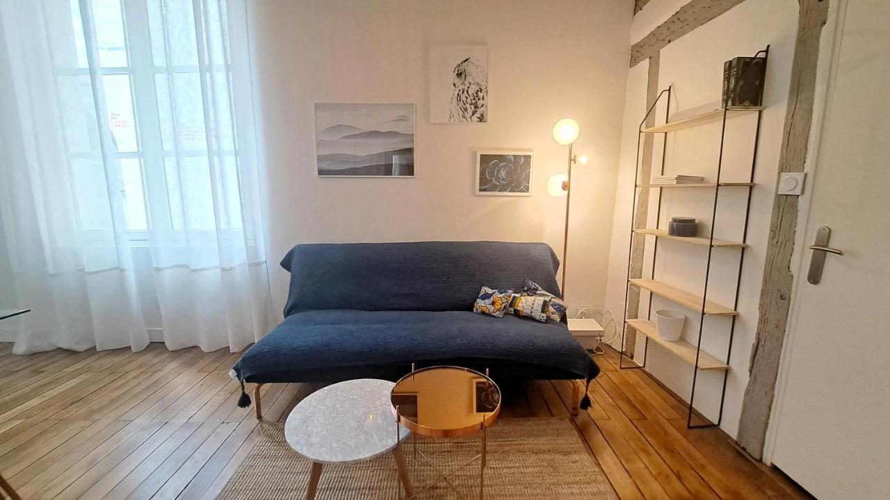Appartement Centre Vieux Tours Dans Immeuble Historique 3P מראה חיצוני תמונה